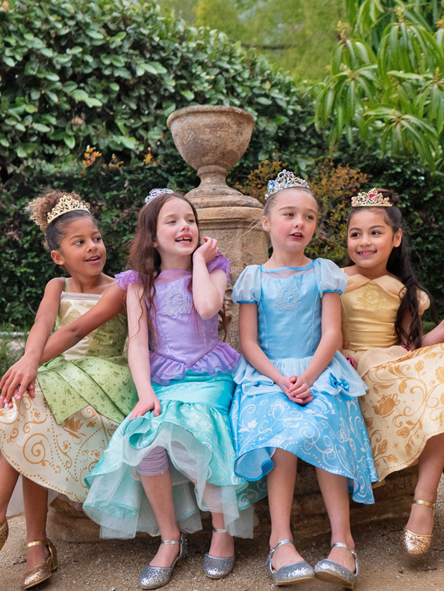 beauty and the beast belle blue dress Fun Costumes Kids Costume X-Small : Clothing, Shoes & Jewelry Details The layered look starts with a long Disney Princess Belle Beauty &