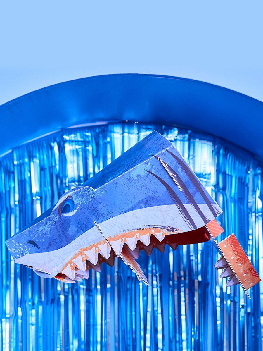 King of the Sea Treat Stand & Wall Decoration