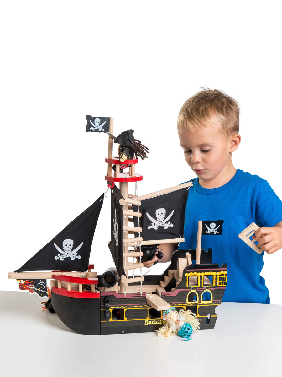 Barbarossa Wooden Pirate Ship Alt 2