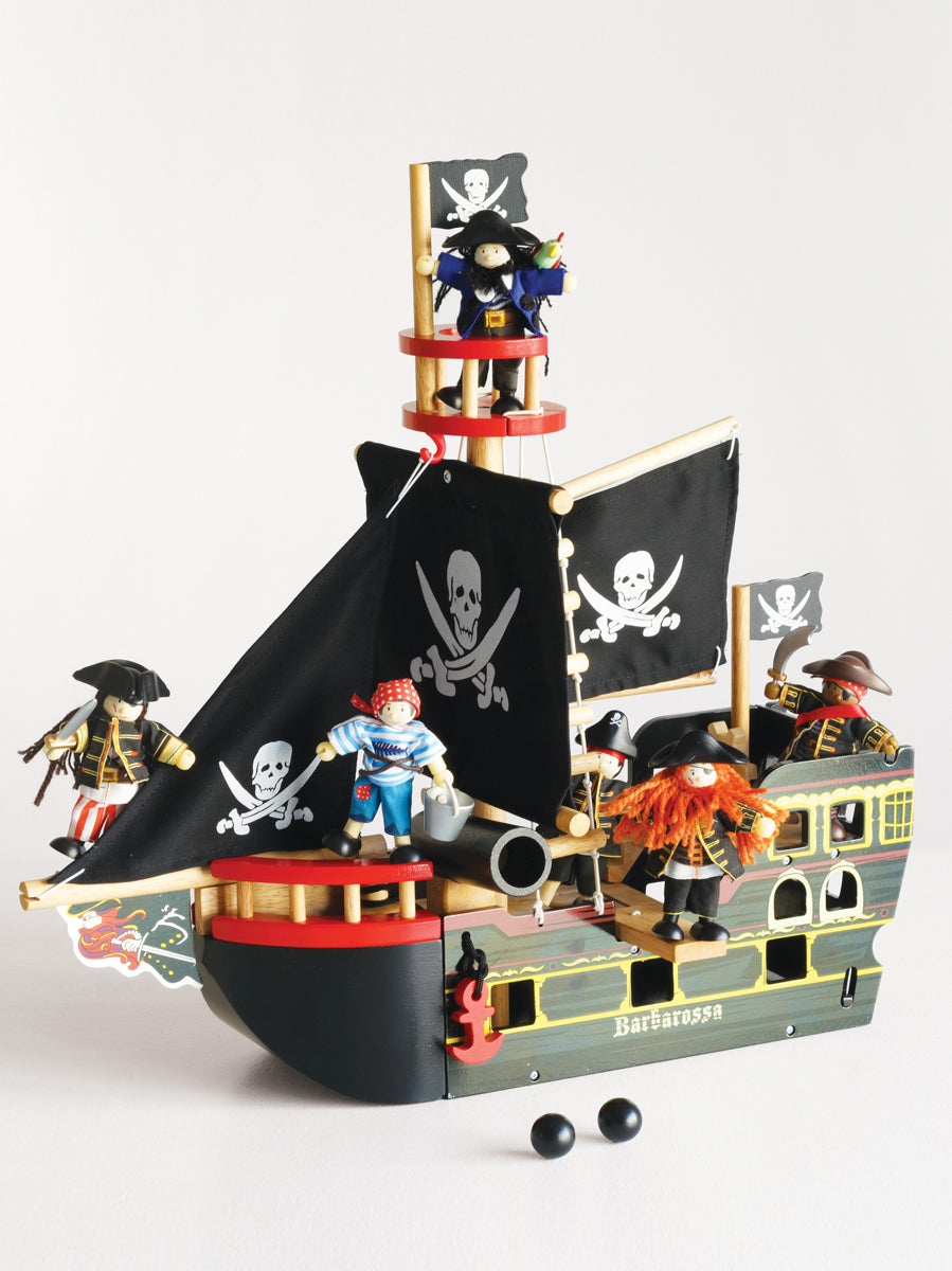 Pirate Wooden Gift Pack Alt 2