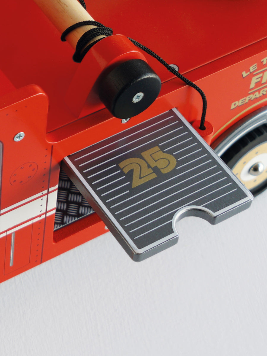 Wooden Fire Engine Set Alt 8