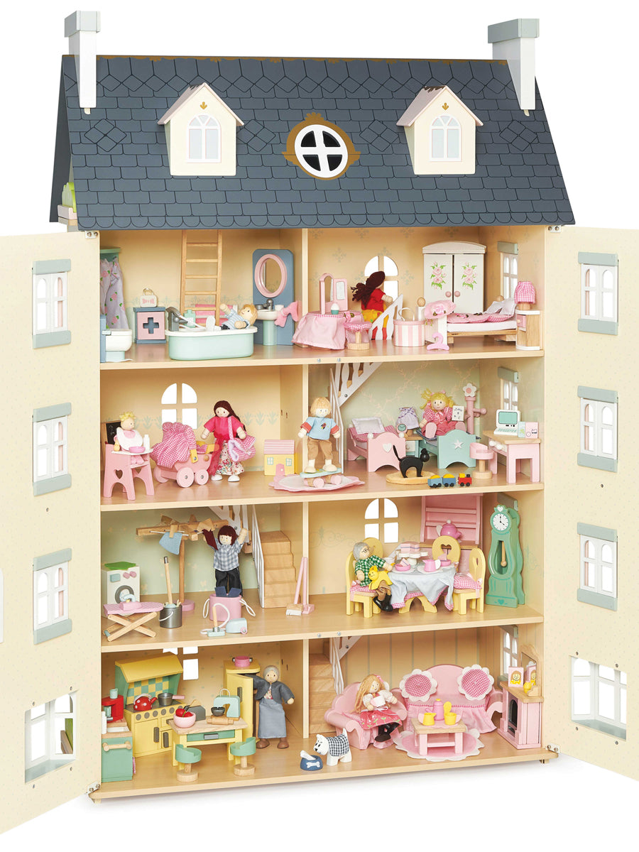 The Palace Wood Dolls House