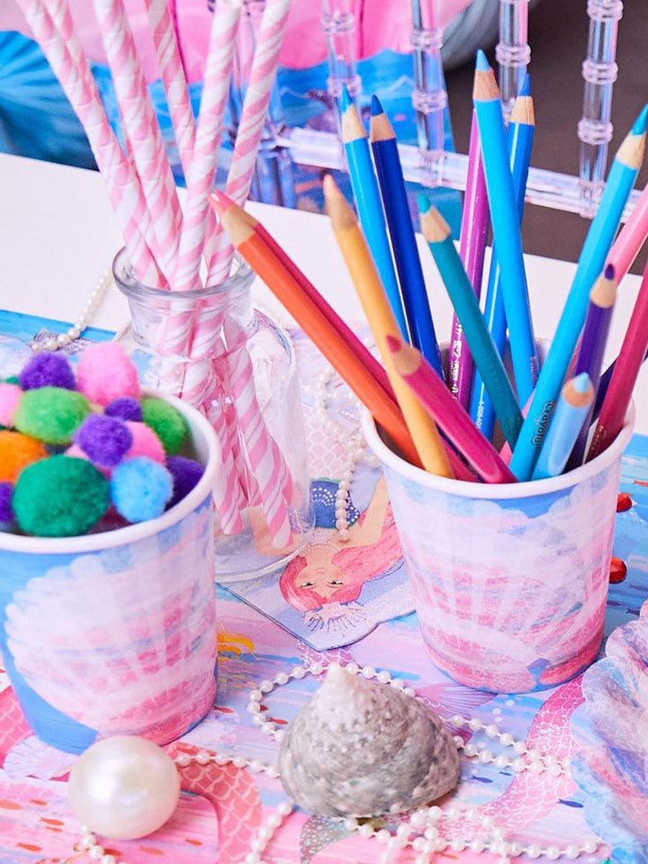 Queen of the Sea Shell Paper Party Cups (x8)